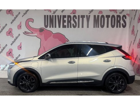Used 2022 Chevrolet Bolt EUV Premier w/ Launch Edition image 8