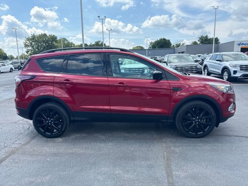 Used 2018 Ford Escape SEL w/ SEL Sport Appearance Package image 6