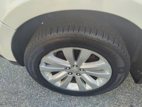 Used 2012 Subaru Forester 2.5X Premium image 22