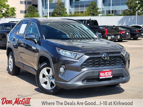 Certified 2020 Toyota RAV4 XLE image 1