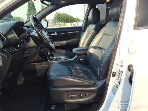 Used 2014 Kia Sorento SX w/ 3rd Row Package image 12