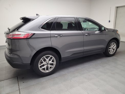 Used 2024 Ford Edge SEL image 10
