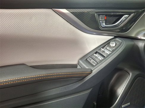 Used 2019 Subaru Crosstrek 2.0i Limited w/ Moonroof Package w/Navigation image 15
