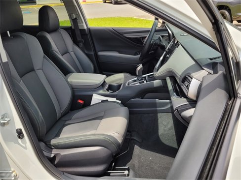 Used 2024 Subaru Outback Onyx Edition image 17