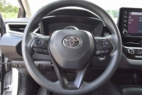 Used 2022 Toyota Corolla LE w/ LE Convenience Package image 20