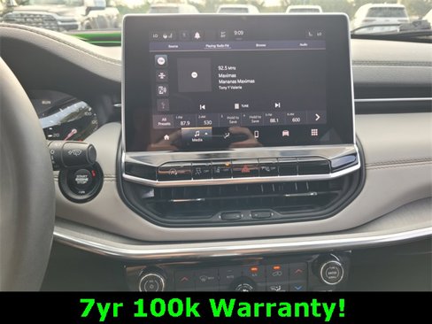 Used 2023 Jeep Compass Limited image 22