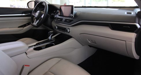 Used 2021 Nissan Altima 2.5 SV image 23