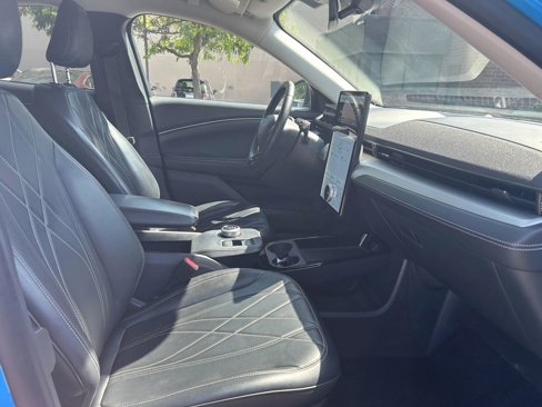 Used 2023 Ford Mustang Mach-E Select image 27