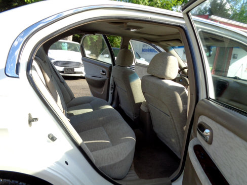 Used 2006 Kia Optima EX image 12