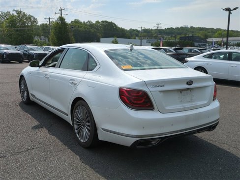 Used 2019 Kia K900 Luxury image 5