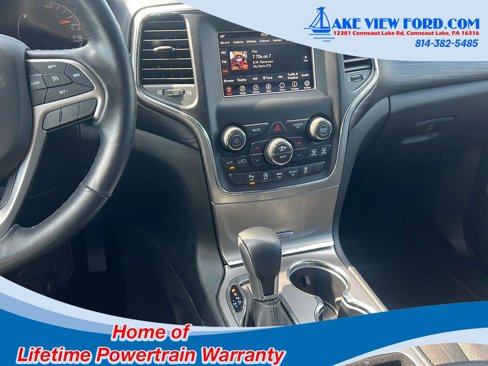 Used 2020 Jeep Grand Cherokee Laredo image 24