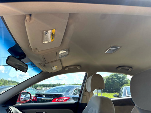 Used 2009 Hyundai Elantra GLS image 12