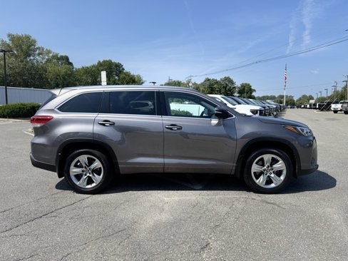 Used 2018 Toyota Highlander Limited image 8