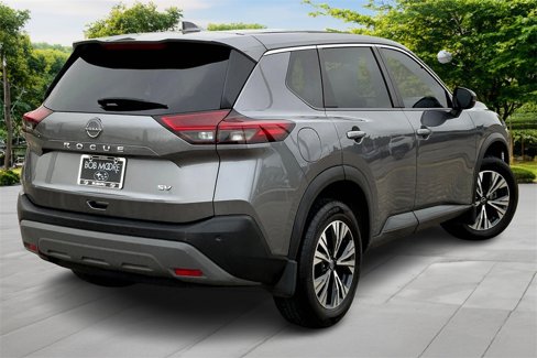 Used 2023 Nissan Rogue SV image 6