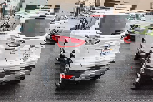 Used 2014 Ford Escape SE w/ Equipment Group 201A image 6