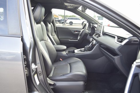 Used 2019 Toyota RAV4 XSE image 24