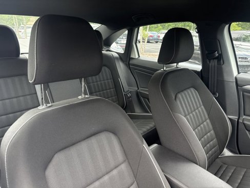 Used 2024 Volkswagen Jetta Sport image 24