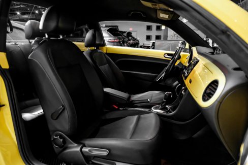 Used 2014 Volkswagen Beetle TDI image 31