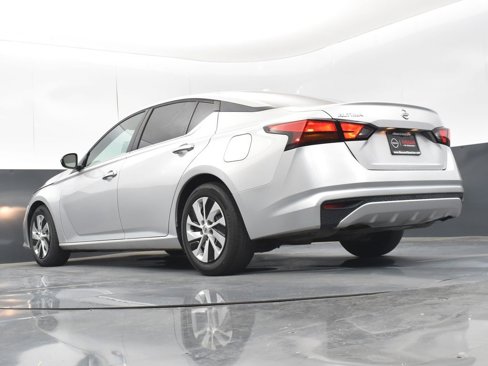 Used 2020 Nissan Altima 2.5 S image 39