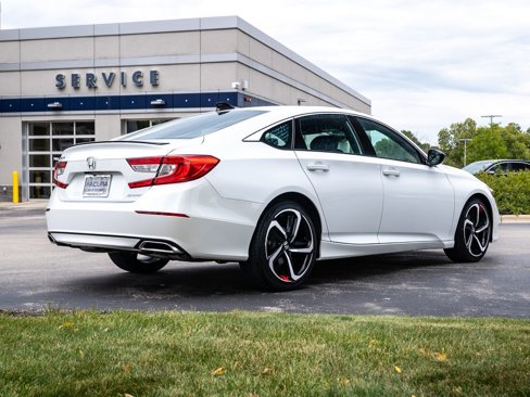 Used 2022 Honda Accord Sport image 11