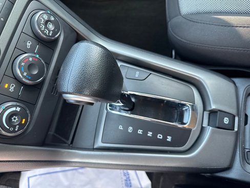 Used 2012 Chevrolet Captiva Sport LT image 21