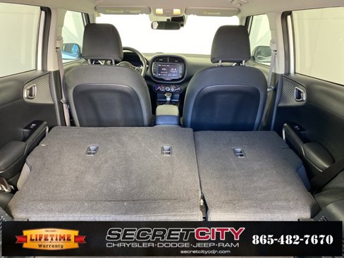 Used 2022 Kia Soul LX w/ Technology Package image 29