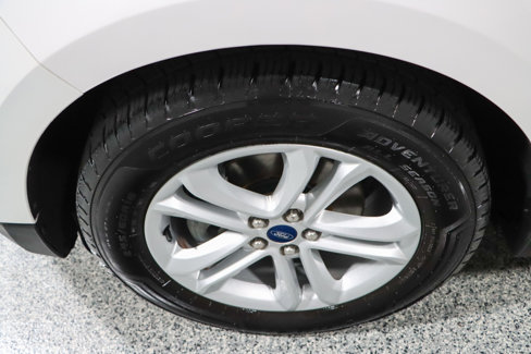 Used 2020 Ford Edge SEL w/ Convenience Package image 11