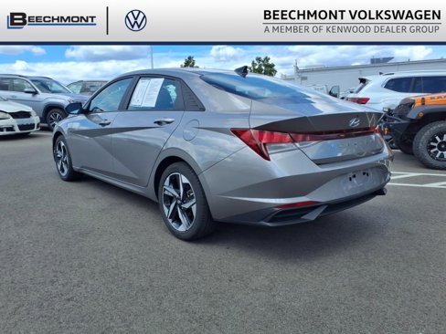Used 2023 Hyundai Elantra SEL w/ Convenience Package image 5