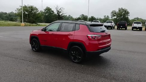 Used 2018 Jeep Compass Latitude w/ Popular Equipment Group image 6