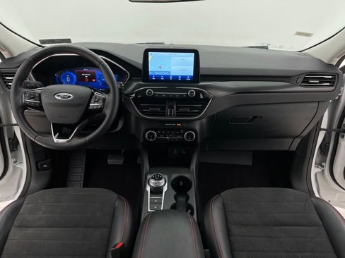 Used 2022 Ford Escape SEL w/ SEL Stealth AWD Package image 2