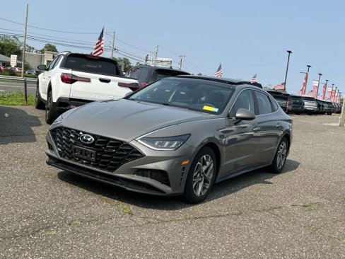 Used 2022 Hyundai Sonata SEL w/ Convenience Package image 3