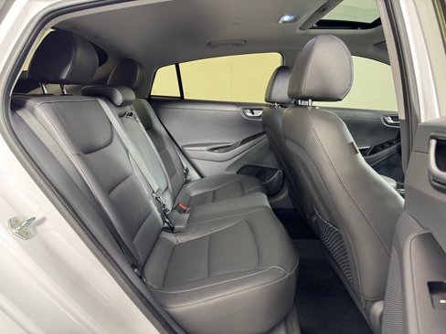 Used 2019 Hyundai Ioniq Limited image 29