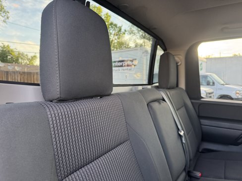 Used 2014 Nissan Titan SV w/ SV Value Truck Package image 19