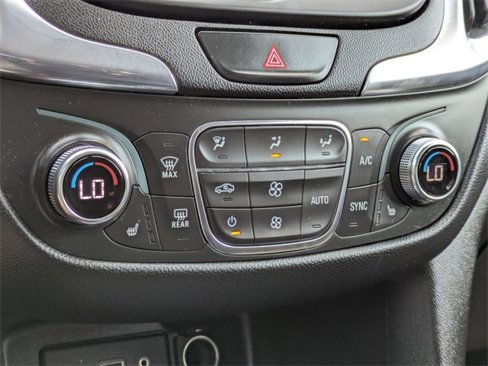Used 2021 Chevrolet Equinox LT image 20