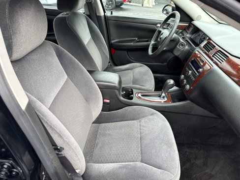 Used 2011 Chevrolet Impala LS image 19