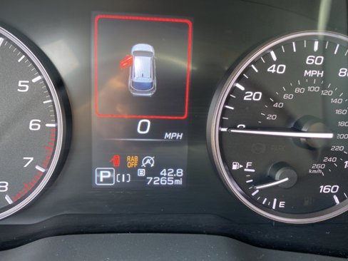 Used 2024 Subaru Crosstrek 2.5i Limited w/ Crosstrek Mirror Package image 21