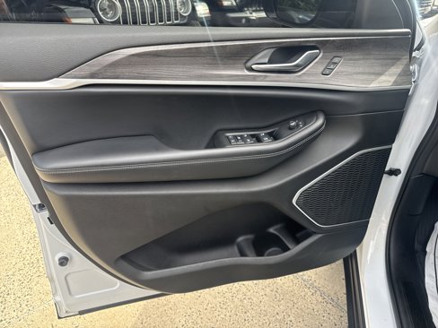 Certified 2021 Jeep Grand Cherokee L Limited image 14