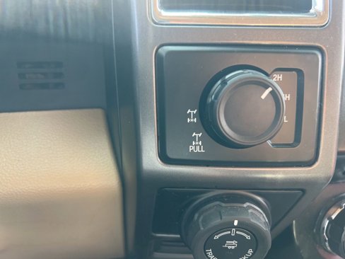 Used 2016 Ford F150 XLT w/ Equipment Group 302A Luxury image 12