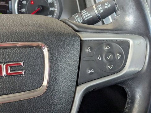 Used 2019 GMC Acadia SLT image 13
