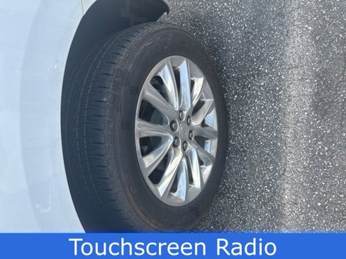 Used 2021 Buick Enclave Essence w/ Sound and Sites Package image 12
