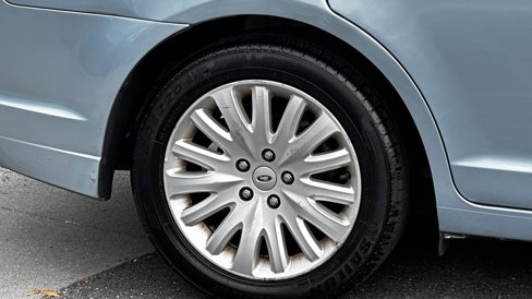 Used 2010 Ford Fusion Hybrid image 11