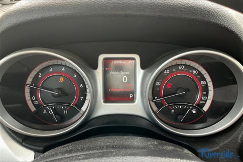 Used 2019 Dodge Journey SE image 8