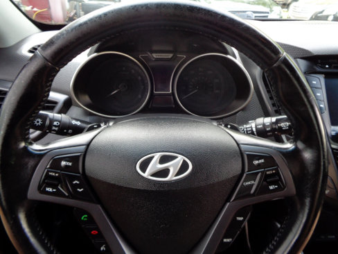 Used 2013 Hyundai Veloster Turbo image 31