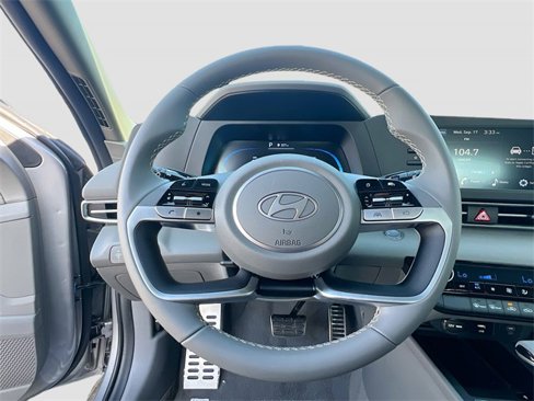 New 2025 Hyundai Elantra Sport image 11