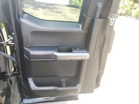 Used 2016 Ford F150 XLT w/ Equipment Group 302A Luxury image 16