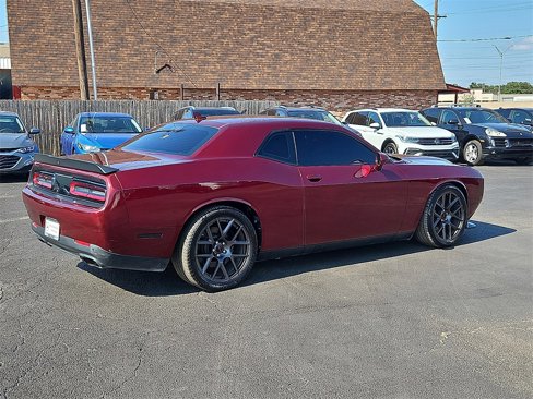 Used 2017 Dodge Challenger R/T Scat Pack w/ Leather Interior Group image 8