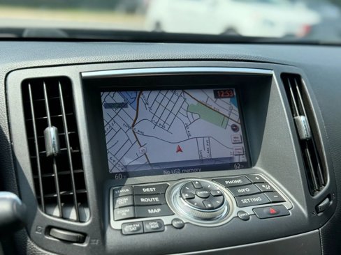 Used 2013 INFINITI G37 x Sedan w/ Premium Pkg image 12