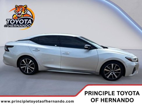 Used 2023 Nissan Maxima SV w/ Floor Mat Group image 4