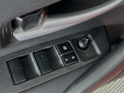 Used 2021 Toyota Corolla LE image 22