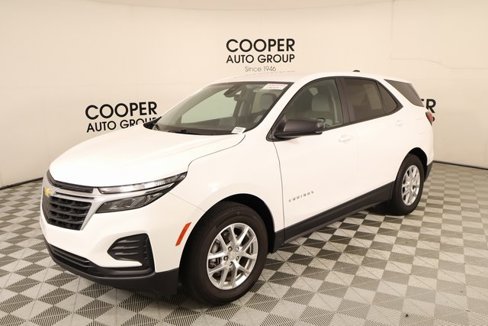 Used 2024 Chevrolet Equinox LS w/ LS Convenience Package image 9